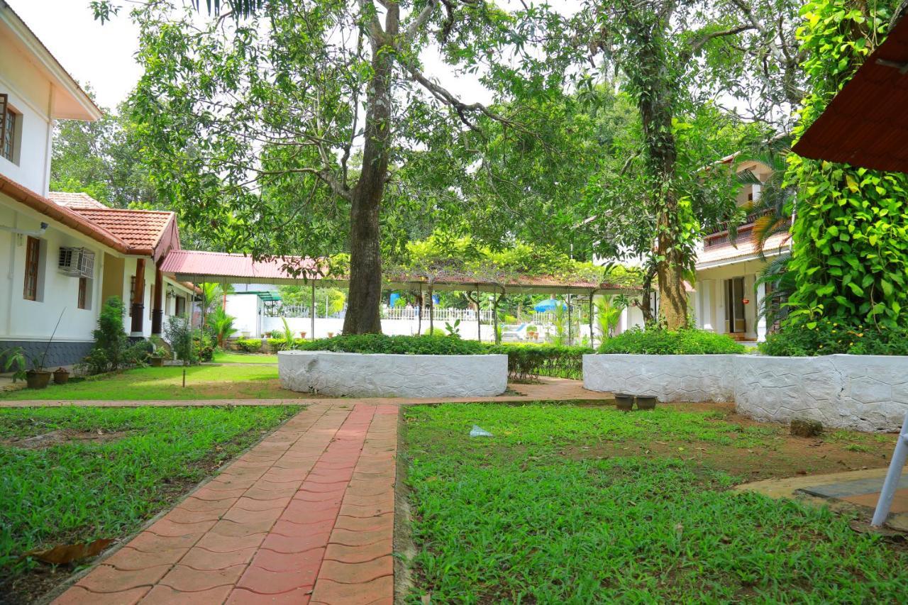 Ayuryogashram Heritage Thrissur Экстерьер фото